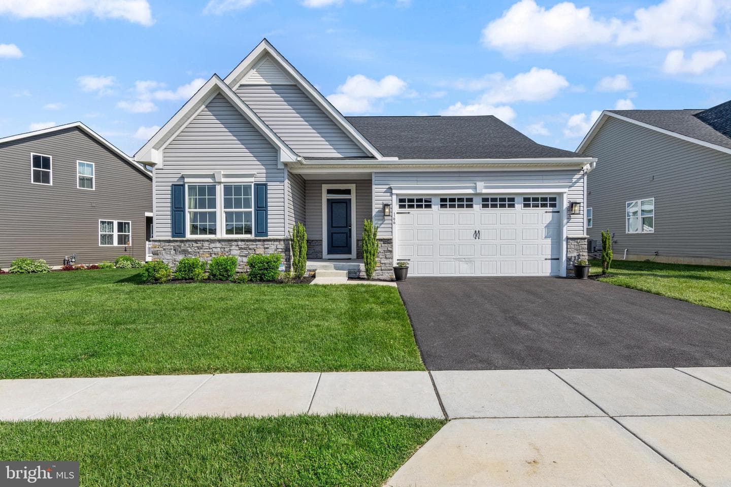 166 Hood Farm Drive photo 3