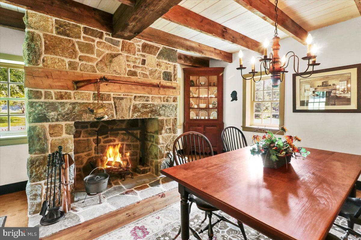 11 Brownstone Lane photo 25