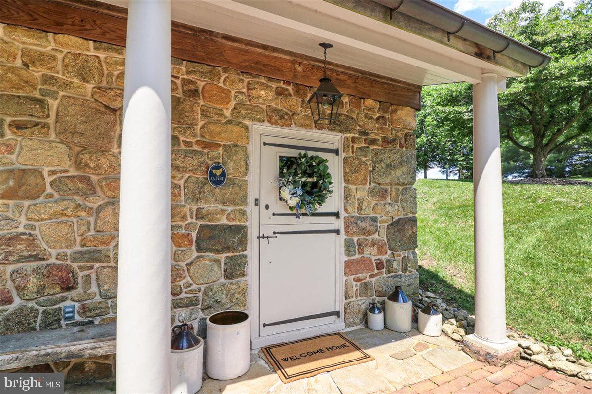 11 Brownstone Lane photo 45