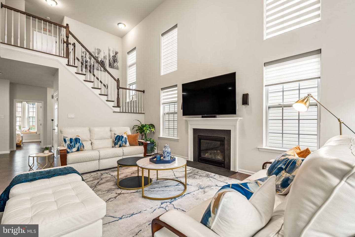 713 Houston Street photo 2