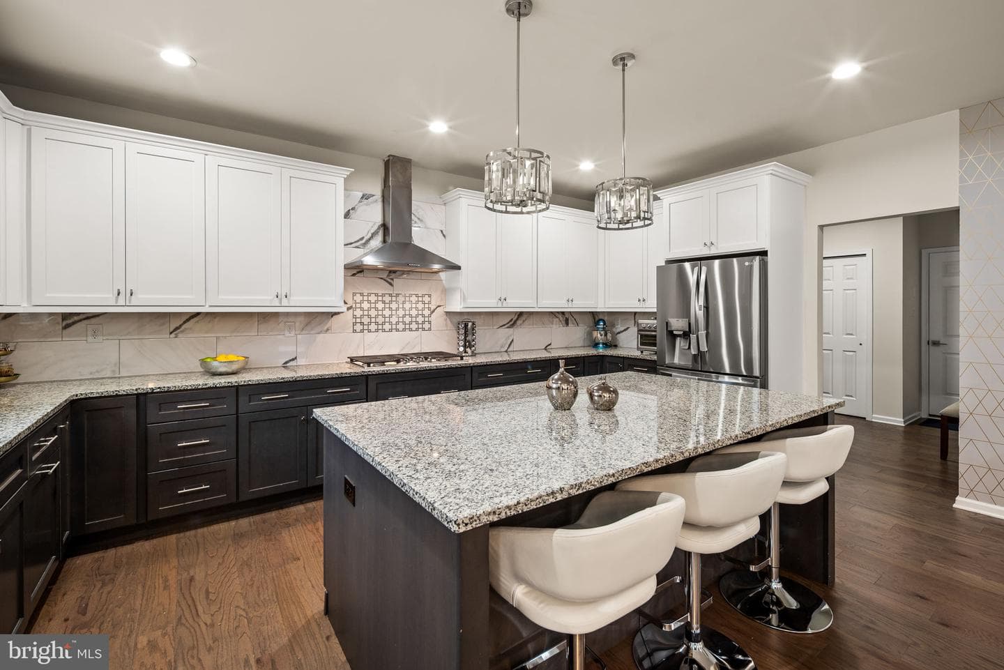 713 Houston Street photo 22