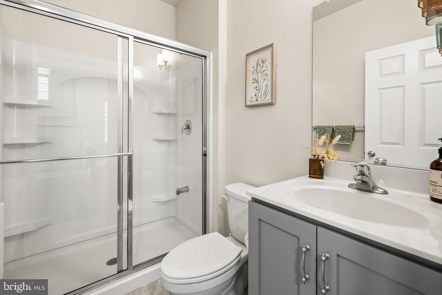713 Houston Street photo 26