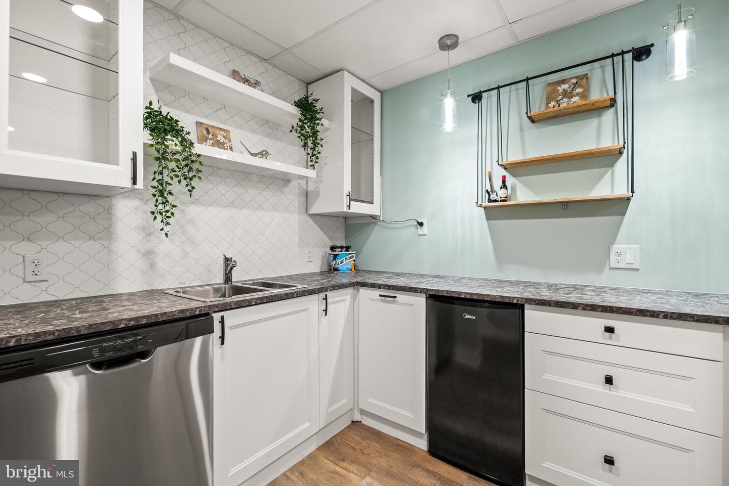 713 Houston Street photo 40