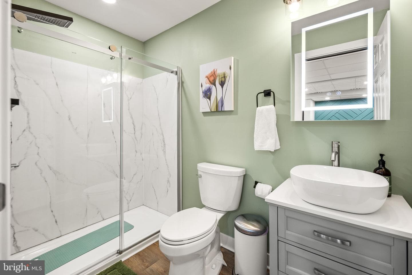 713 Houston Street photo 45