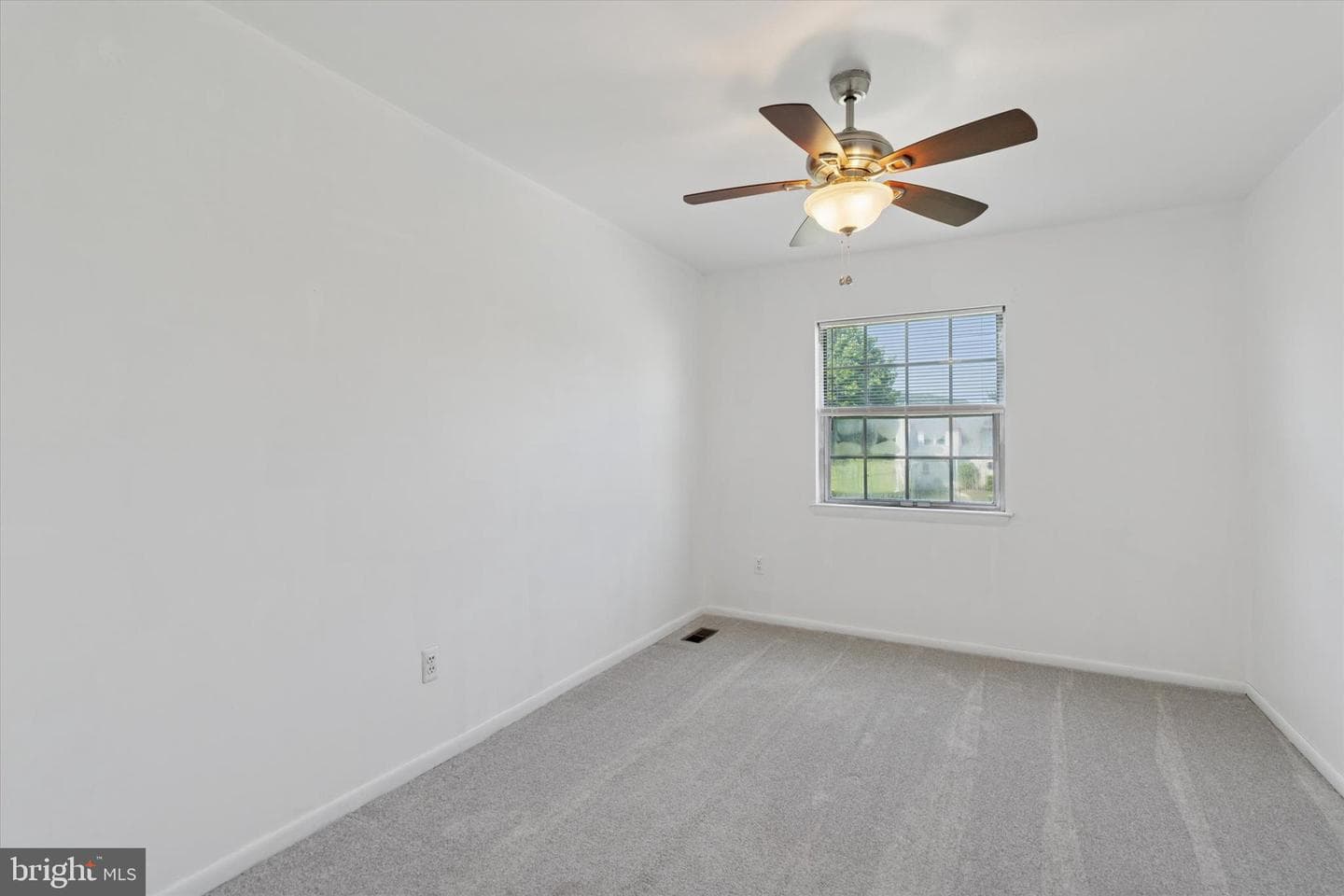 166 Chester Court photo 19