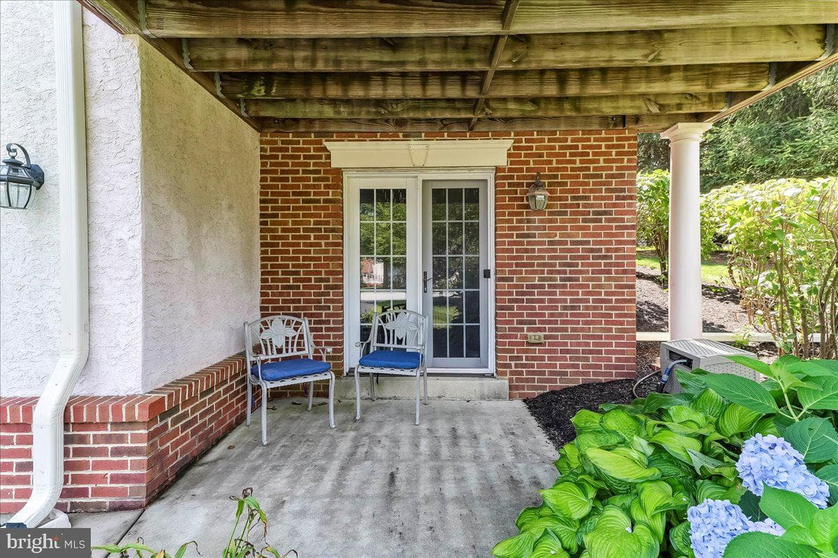 168 Windgate Drive photo 36
