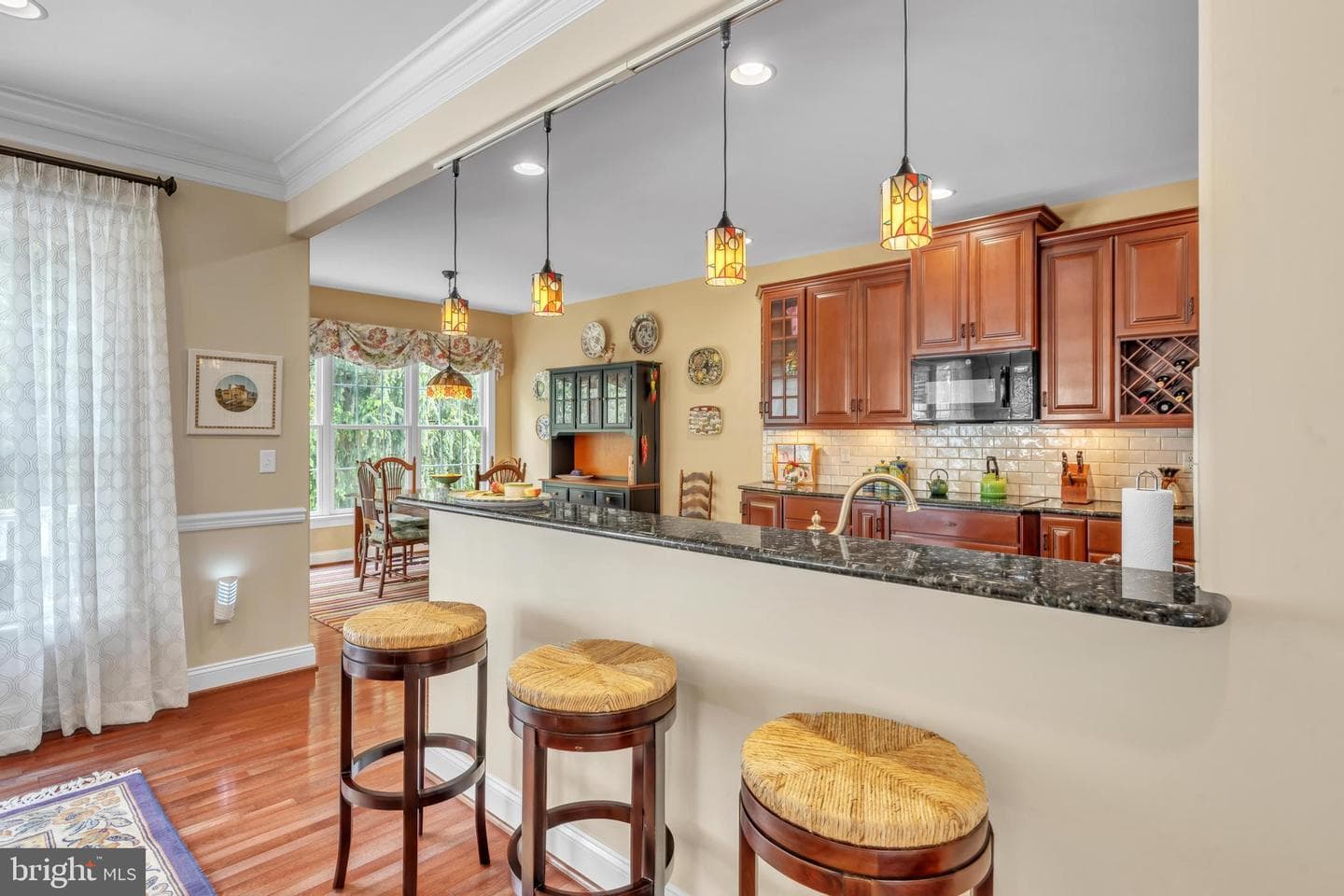 318 Hyde Park Road photo 12
