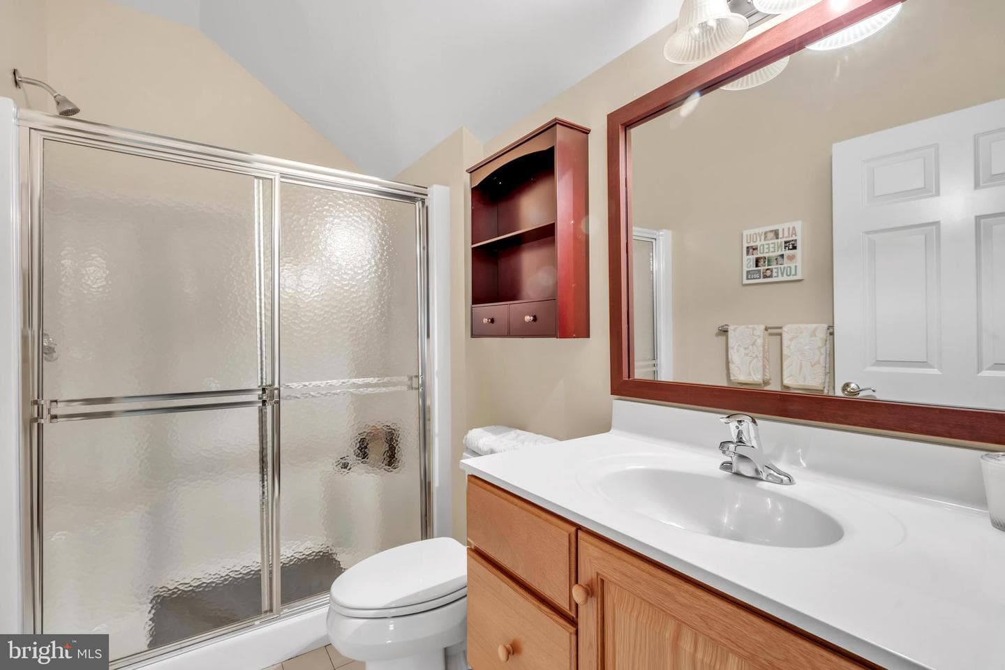 318 Hyde Park Road photo 34