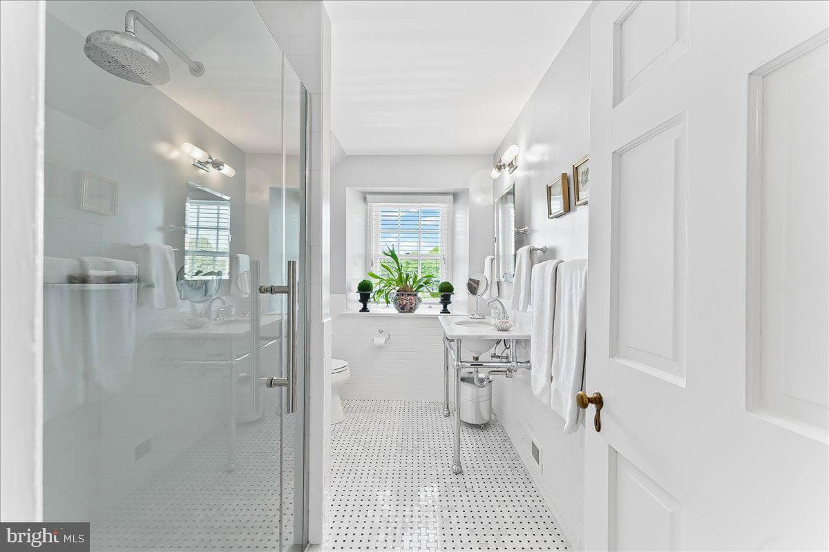2700 Strasburg Road photo 52