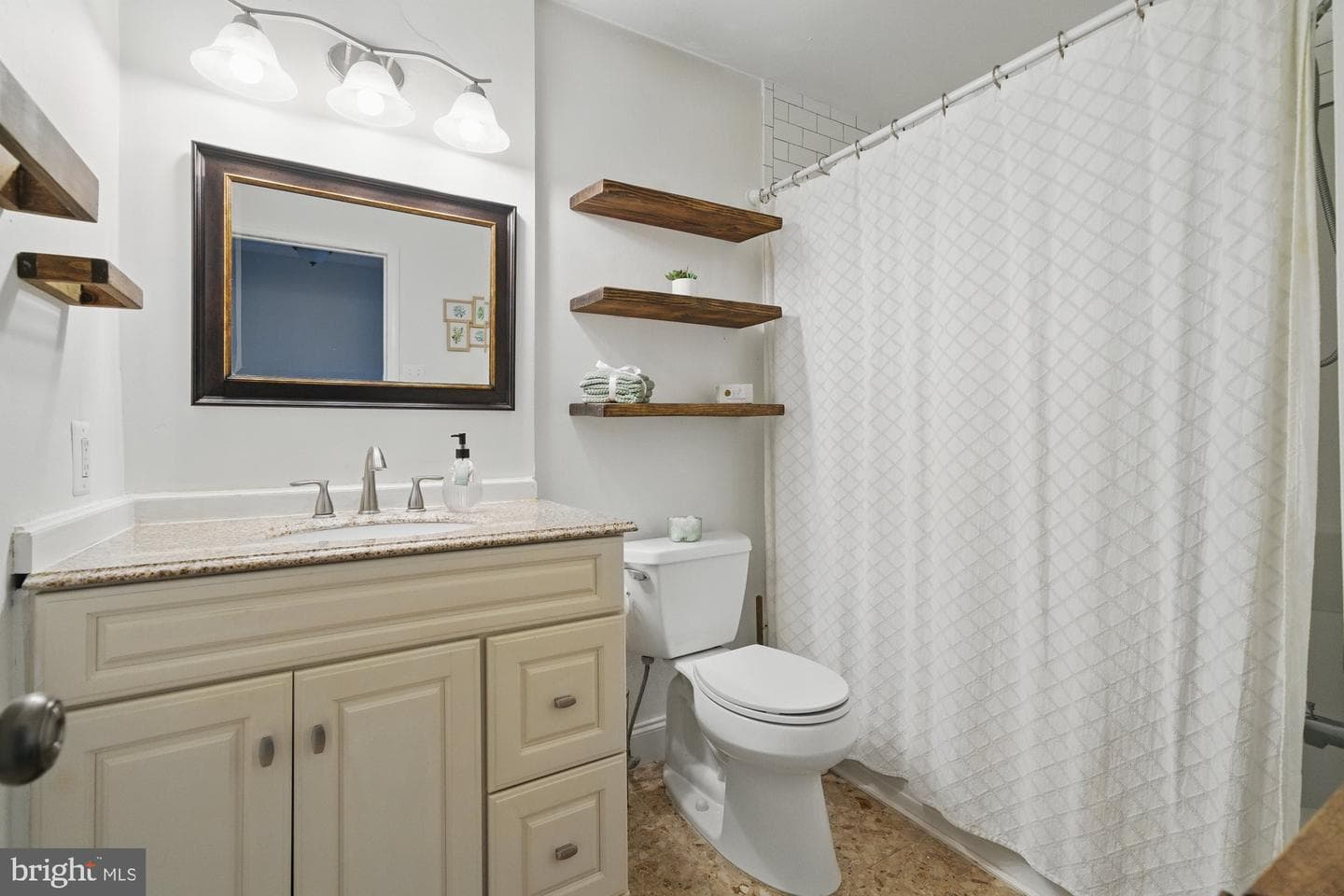 1605 Valley Drive #1605 photo 15