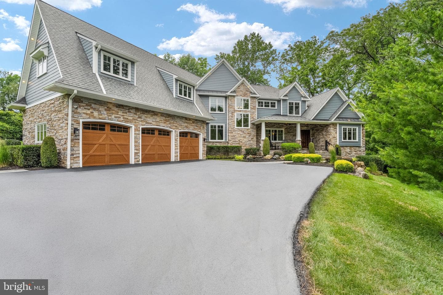 415 Pyles Mountain Lane photo 4