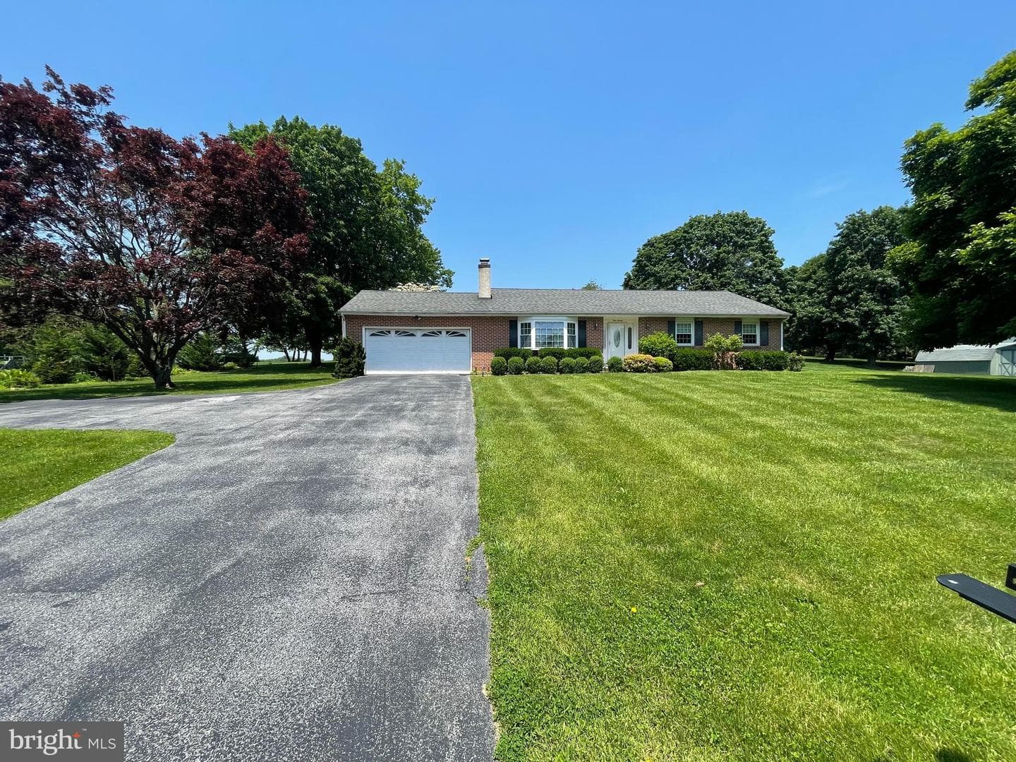 120 Locust Knoll Road photo 1