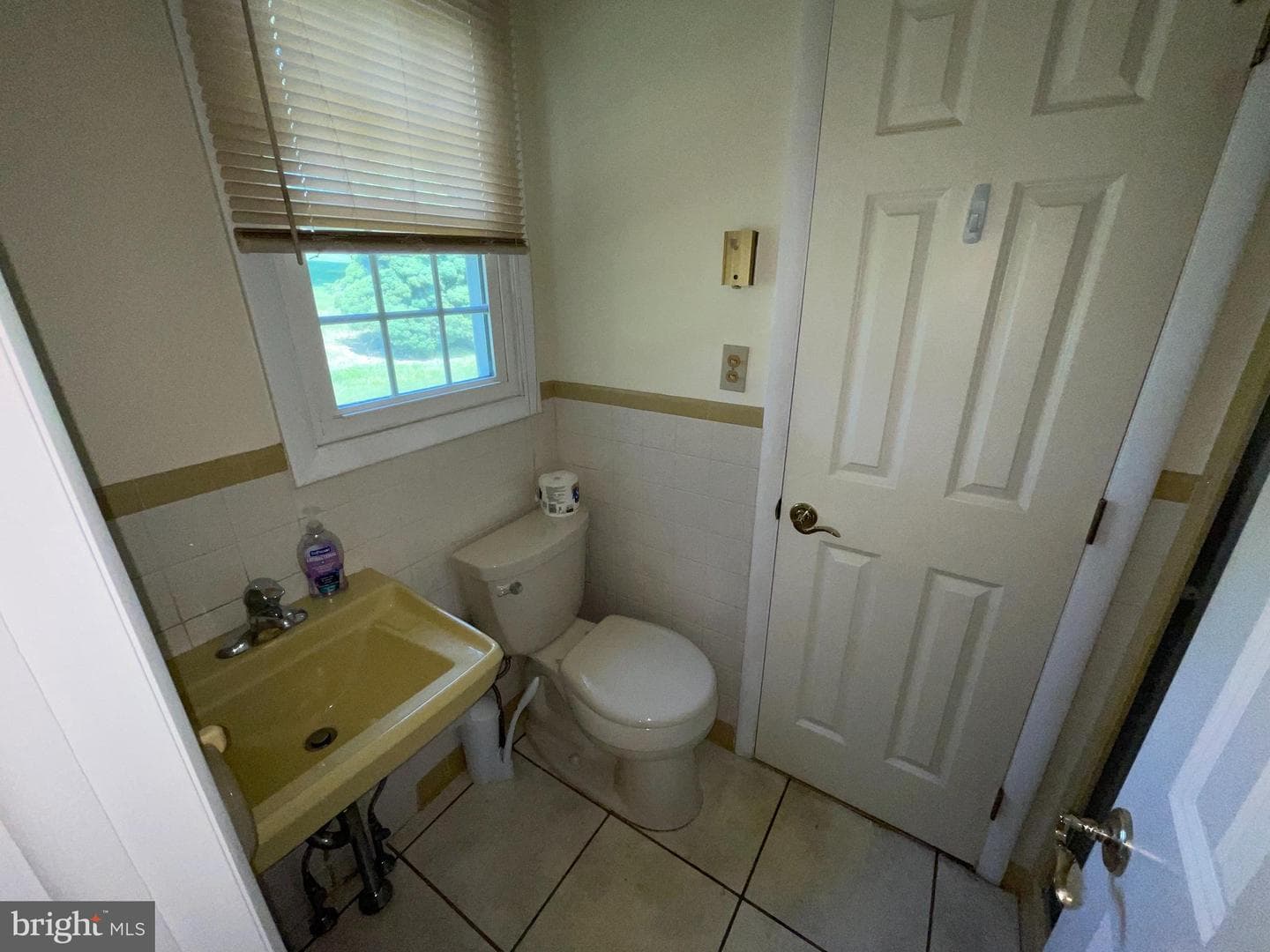 120 Locust Knoll Road photo 13