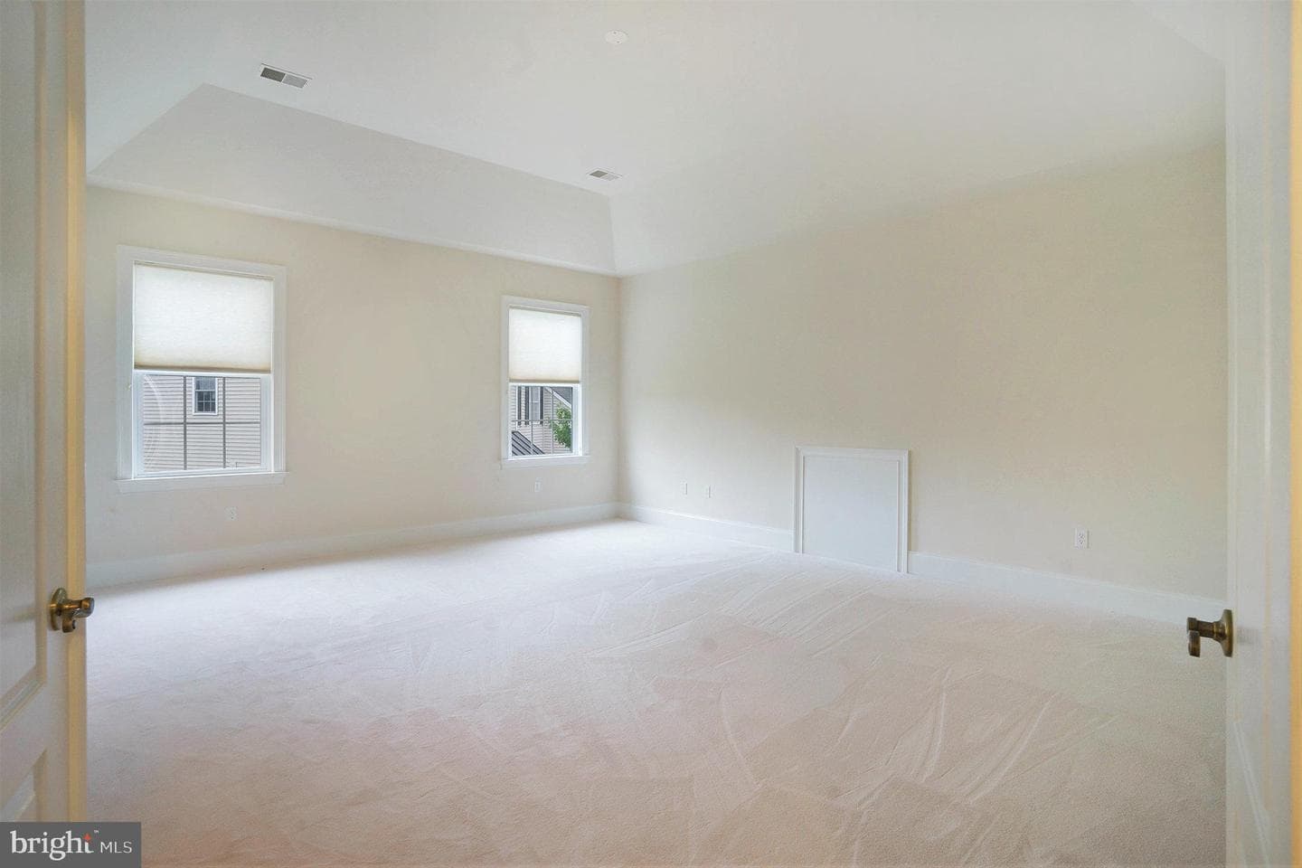 412 Thistle Drive photo 24