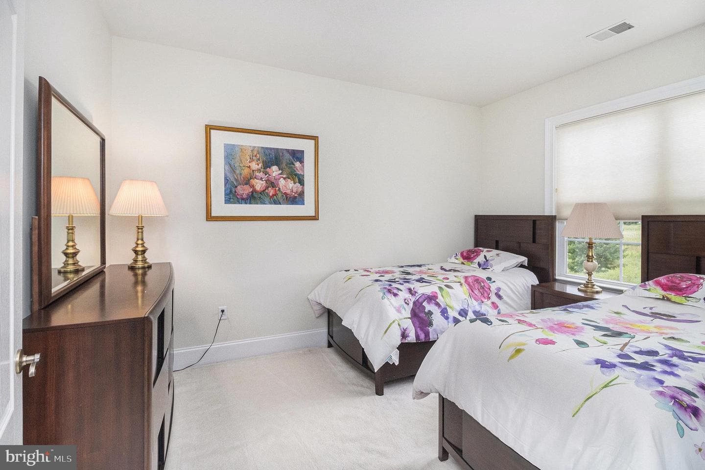 412 Thistle Drive photo 30
