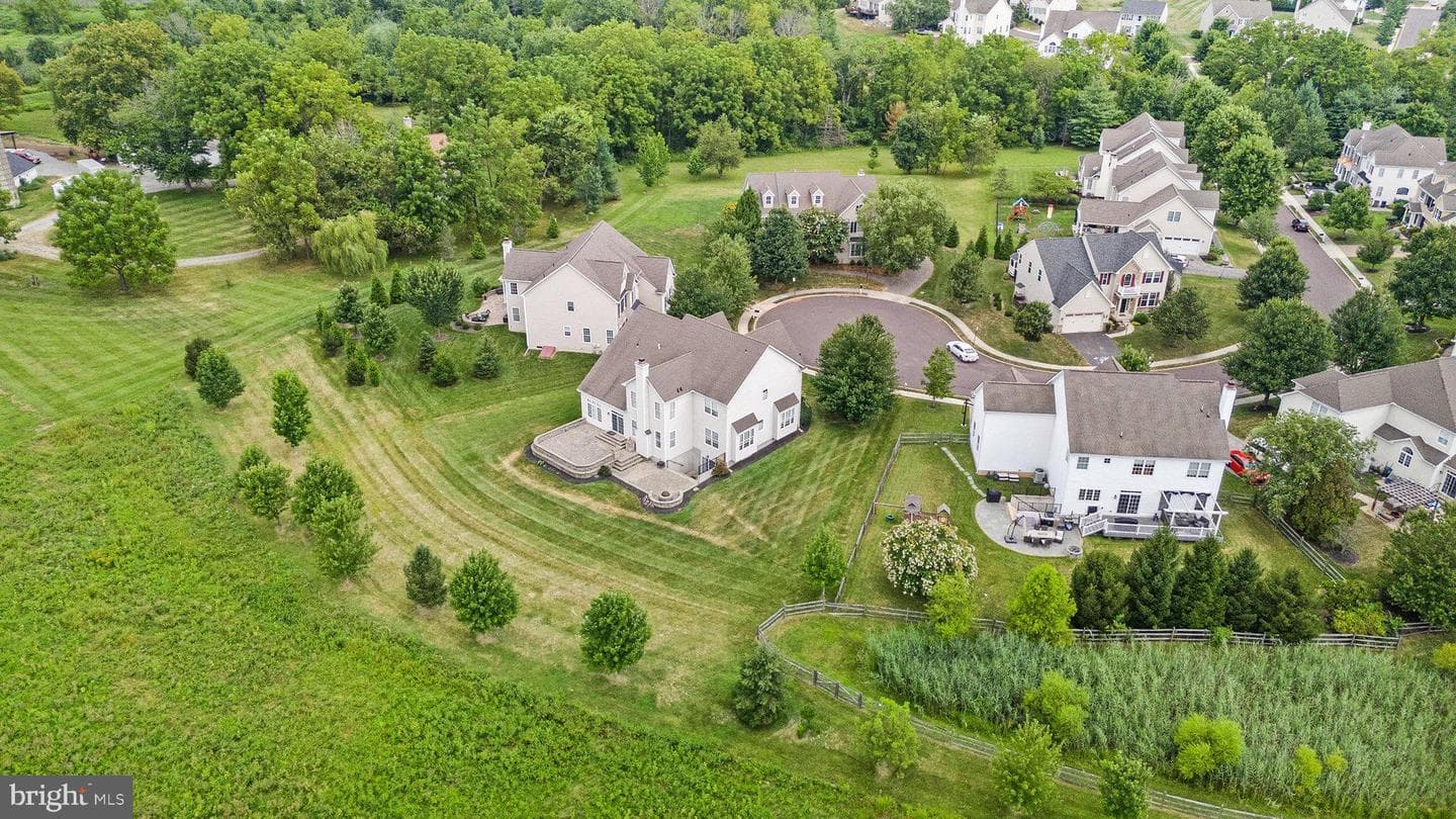 412 Thistle Drive photo 6