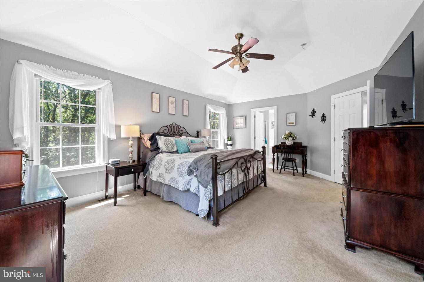3044 Chestnut Hill Road photo 22