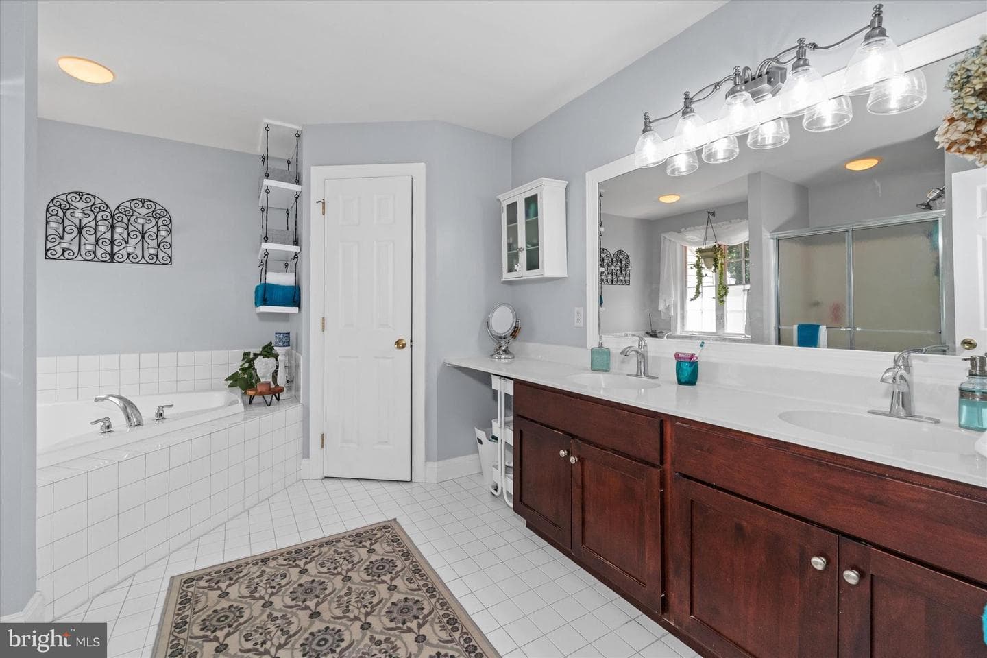 3044 Chestnut Hill Road photo 24