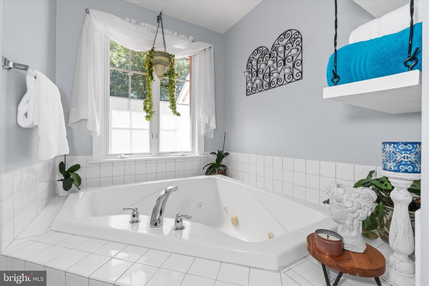 3044 Chestnut Hill Road photo 25
