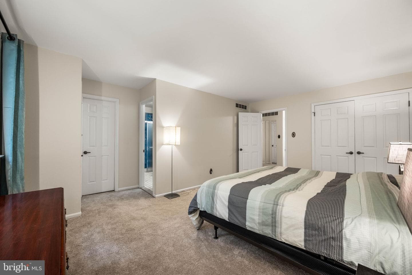 139 Putney Lane #139 photo 22