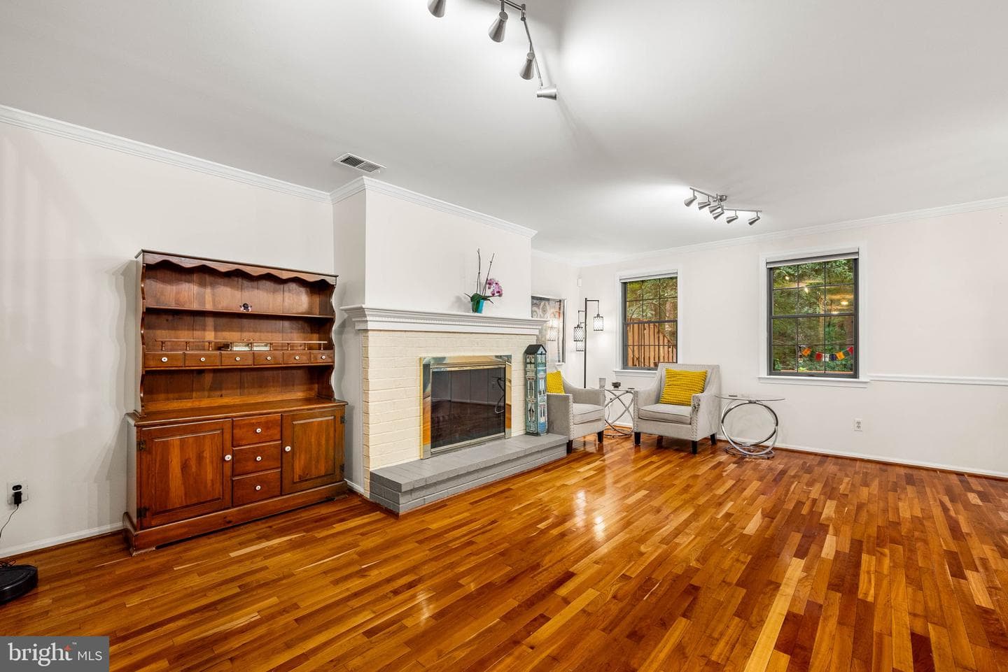 139 Putney Lane #139 photo 5