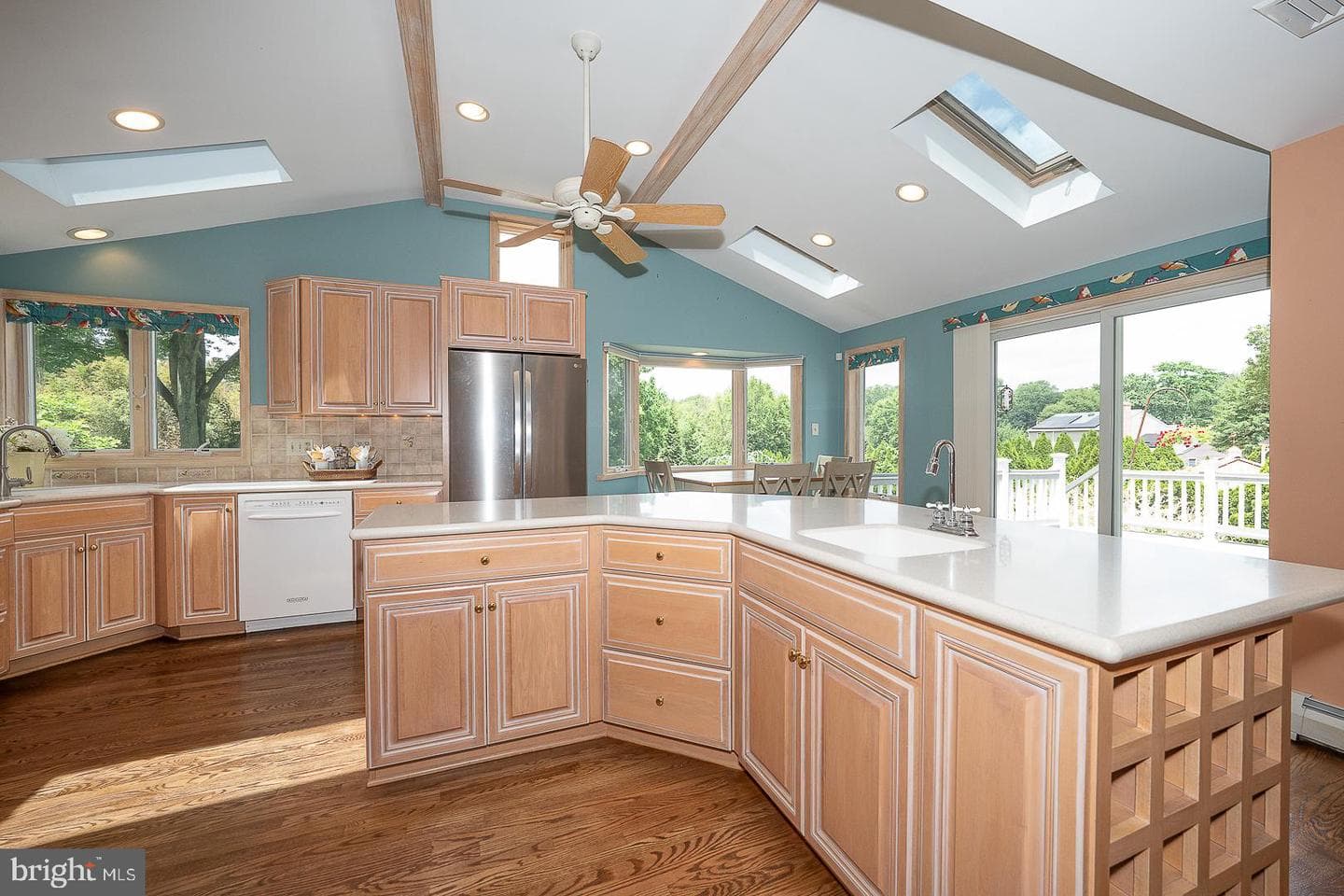 1414 Gary Terrace photo 19