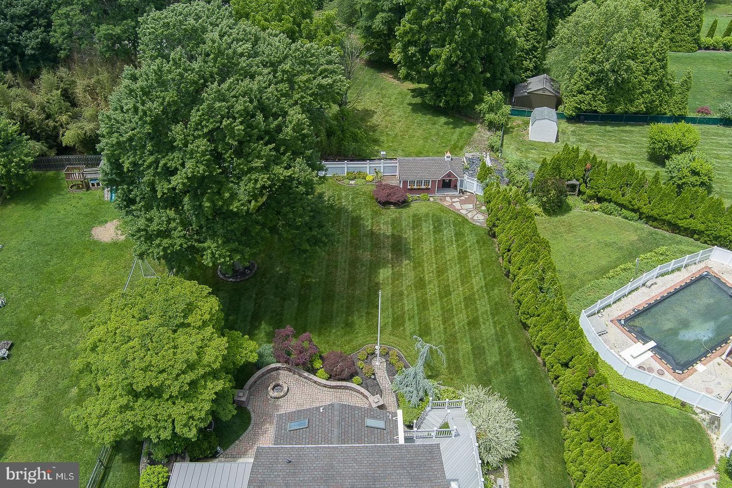 1414 Gary Terrace photo 73