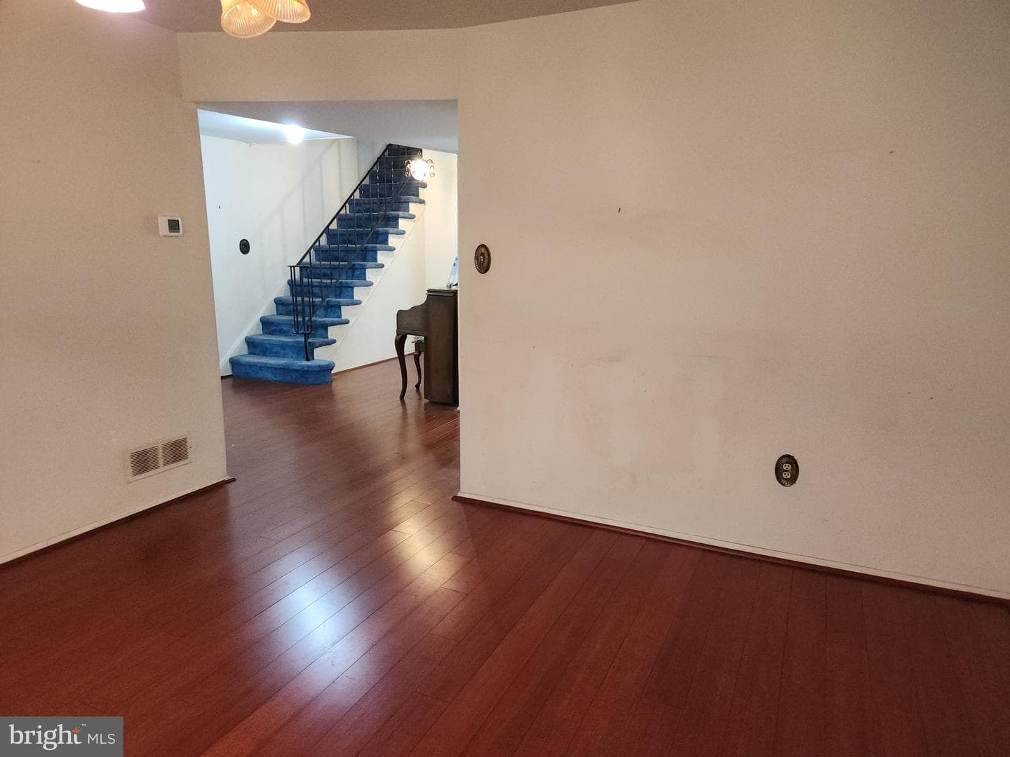 7 Ridge Road photo 3