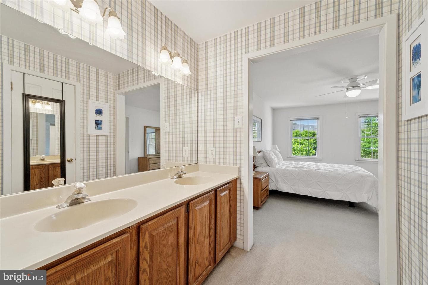 1305 Halifax Court #1305 photo 14