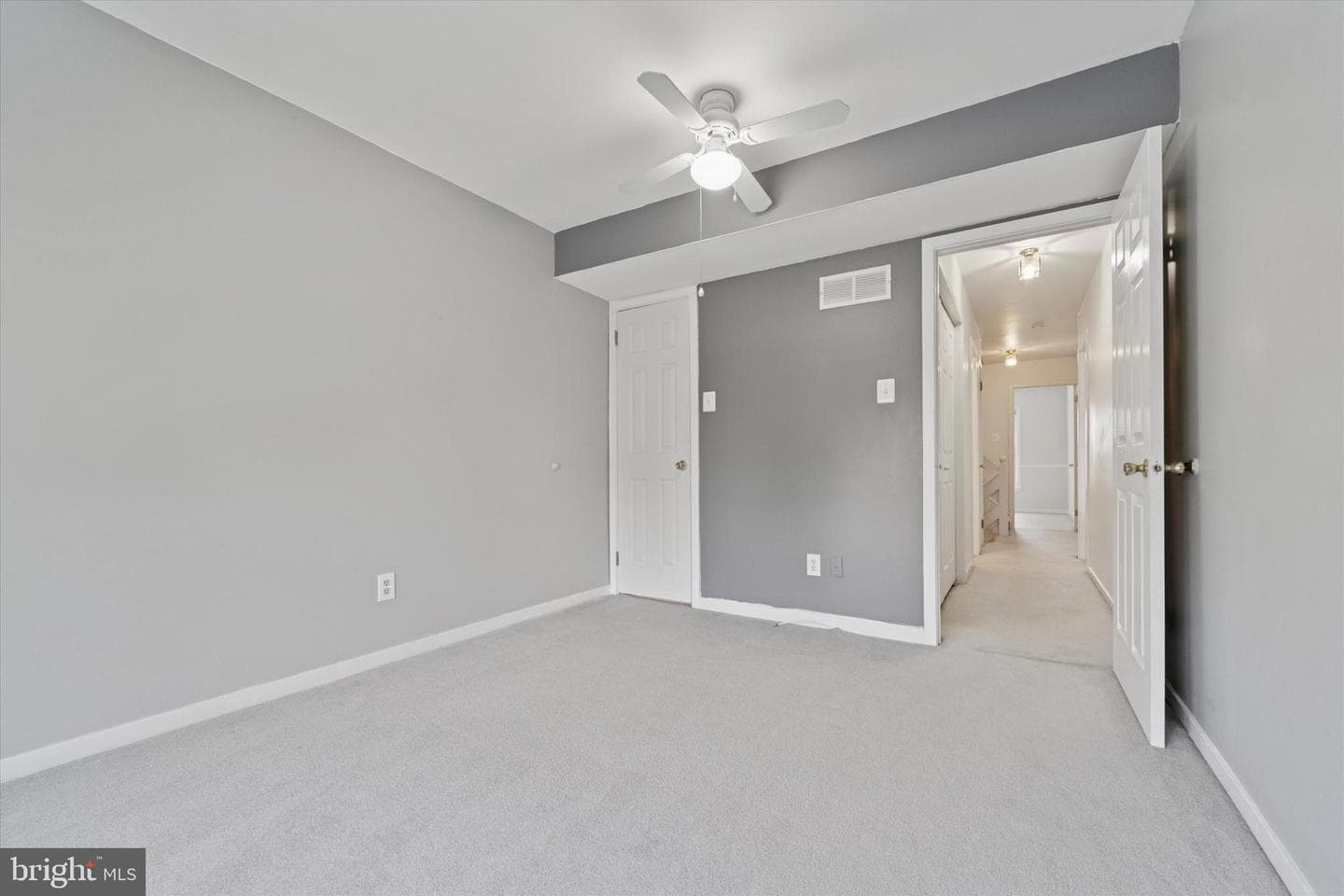 1305 Halifax Court #1305 photo 19