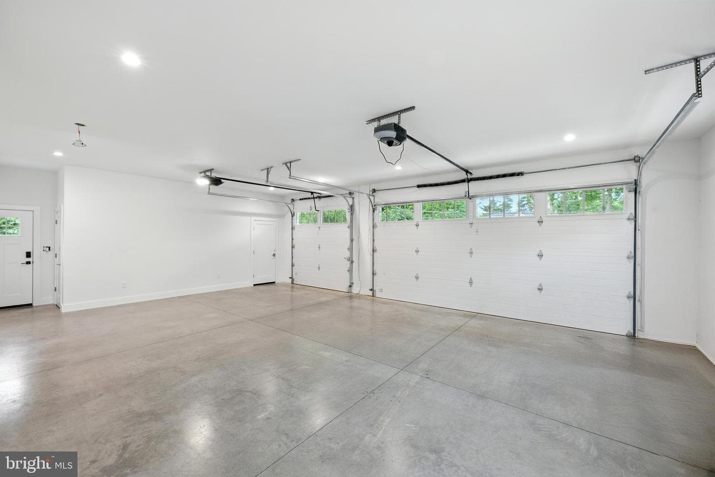 222 Hunters Lane photo 46