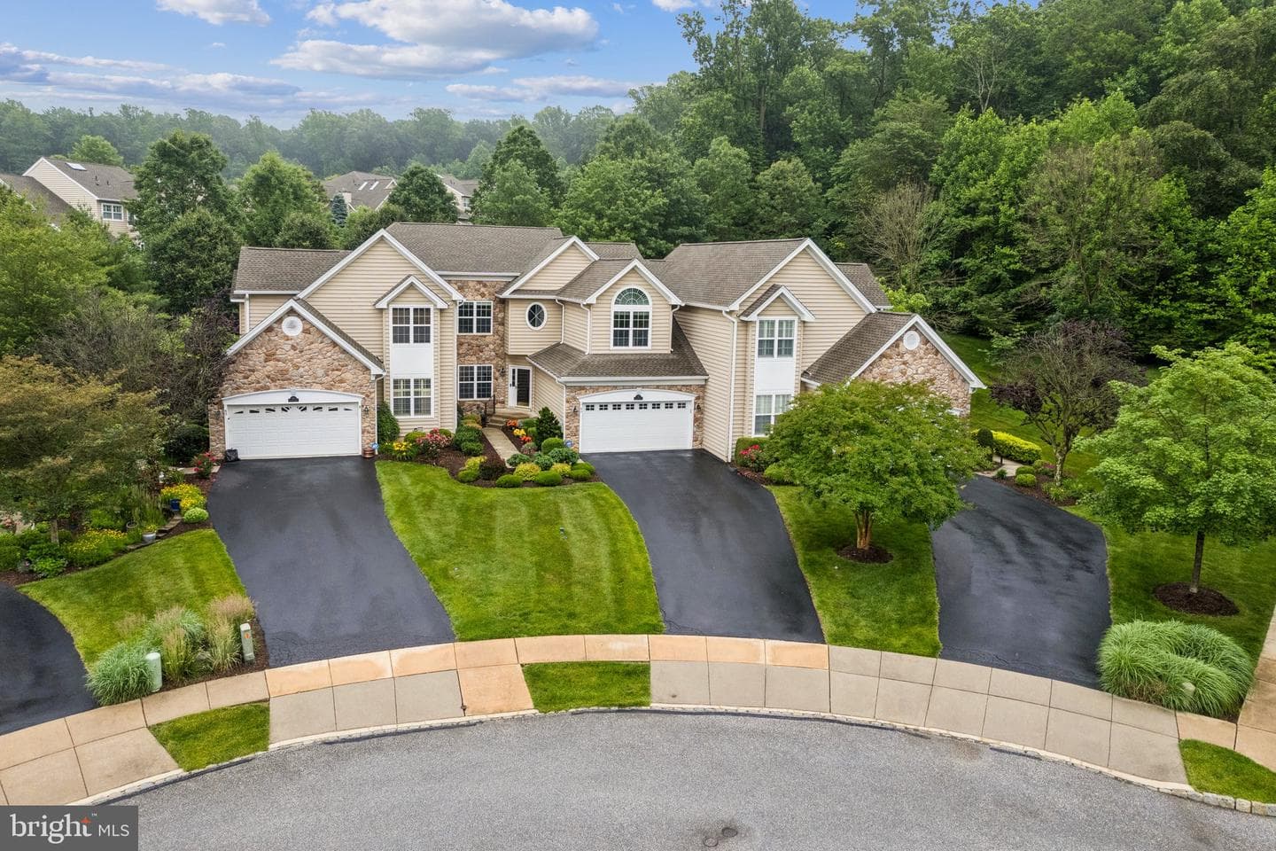 45 Ashtree Lane photo 3