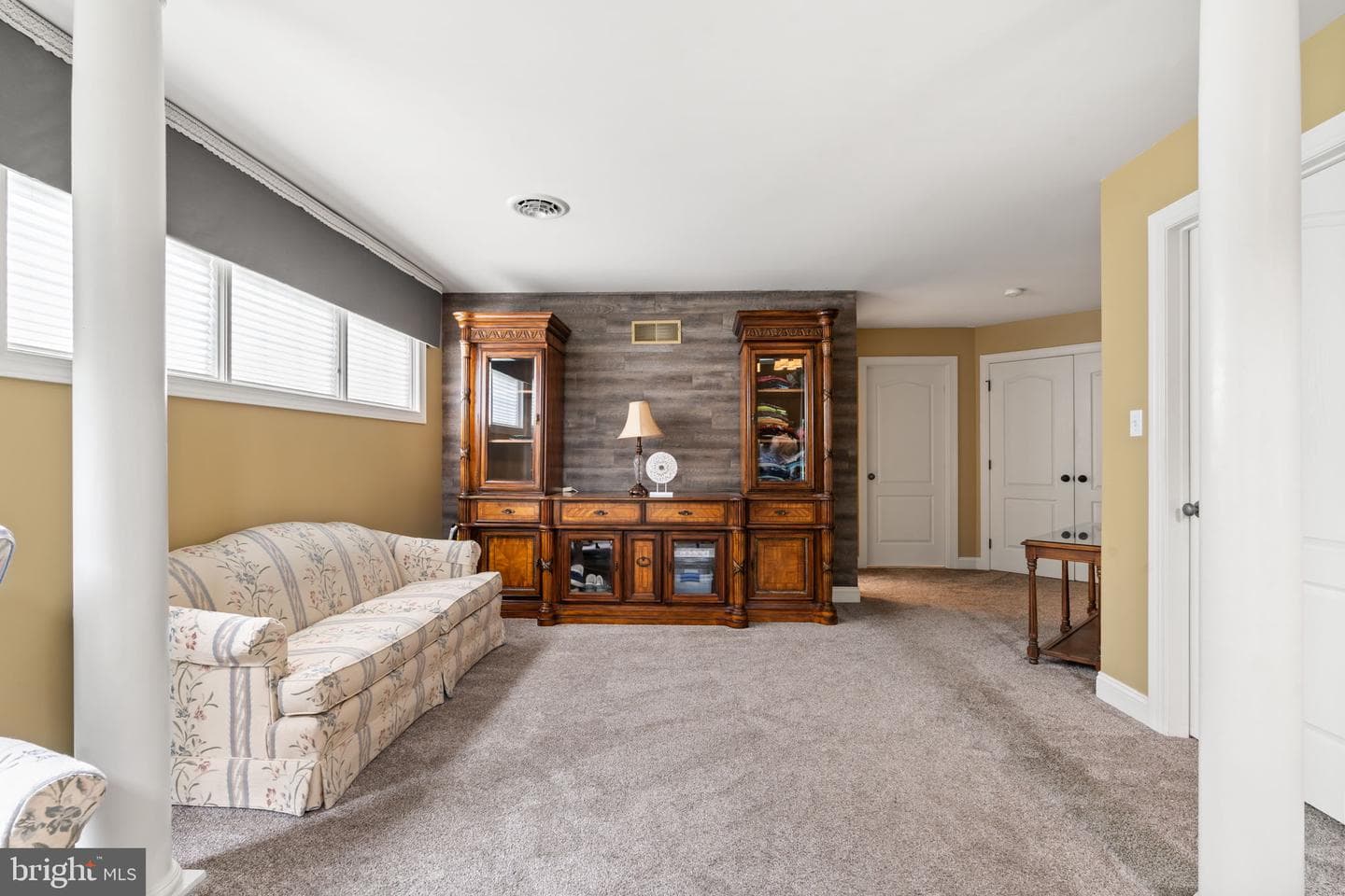 2 Windsor Court photo 42