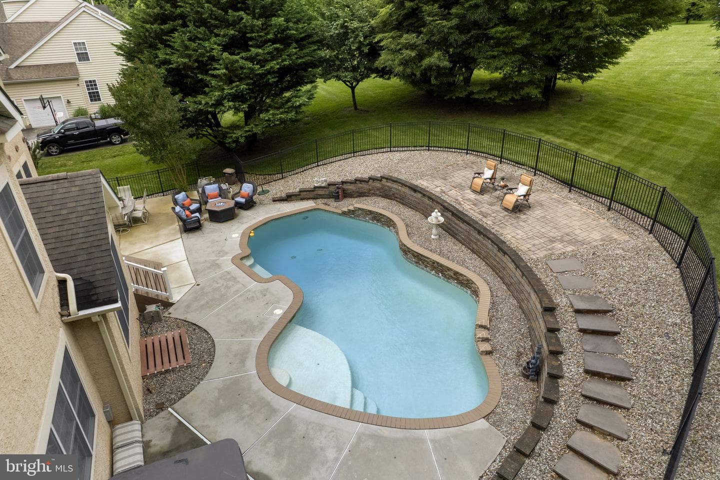 2 Windsor Court photo 58