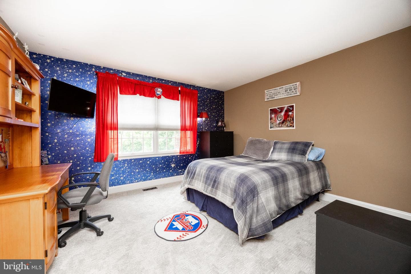 893 Glendale Lane photo 32