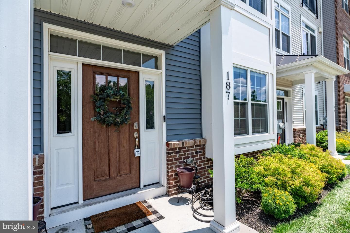187 Smithworks Boulevard photo 2