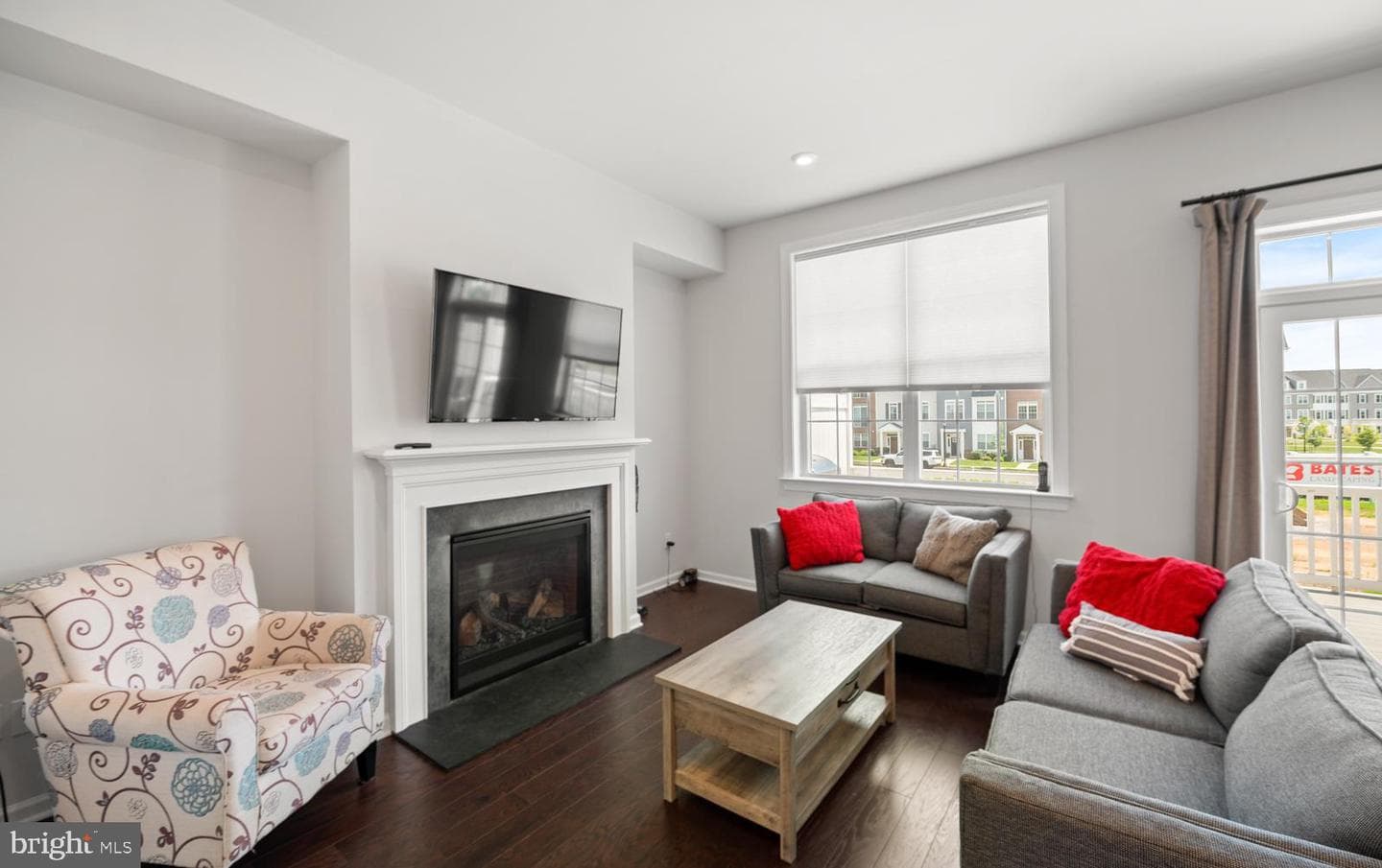 187 Smithworks Boulevard photo 23