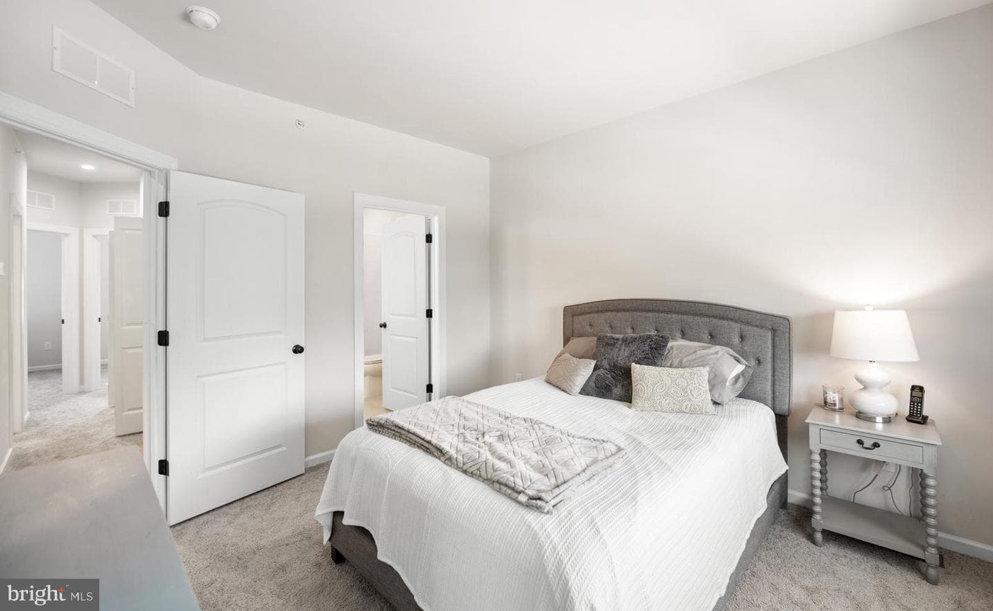 187 Smithworks Boulevard photo 27