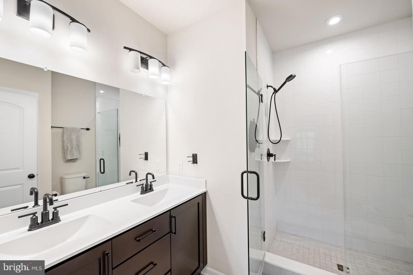187 Smithworks Boulevard photo 31