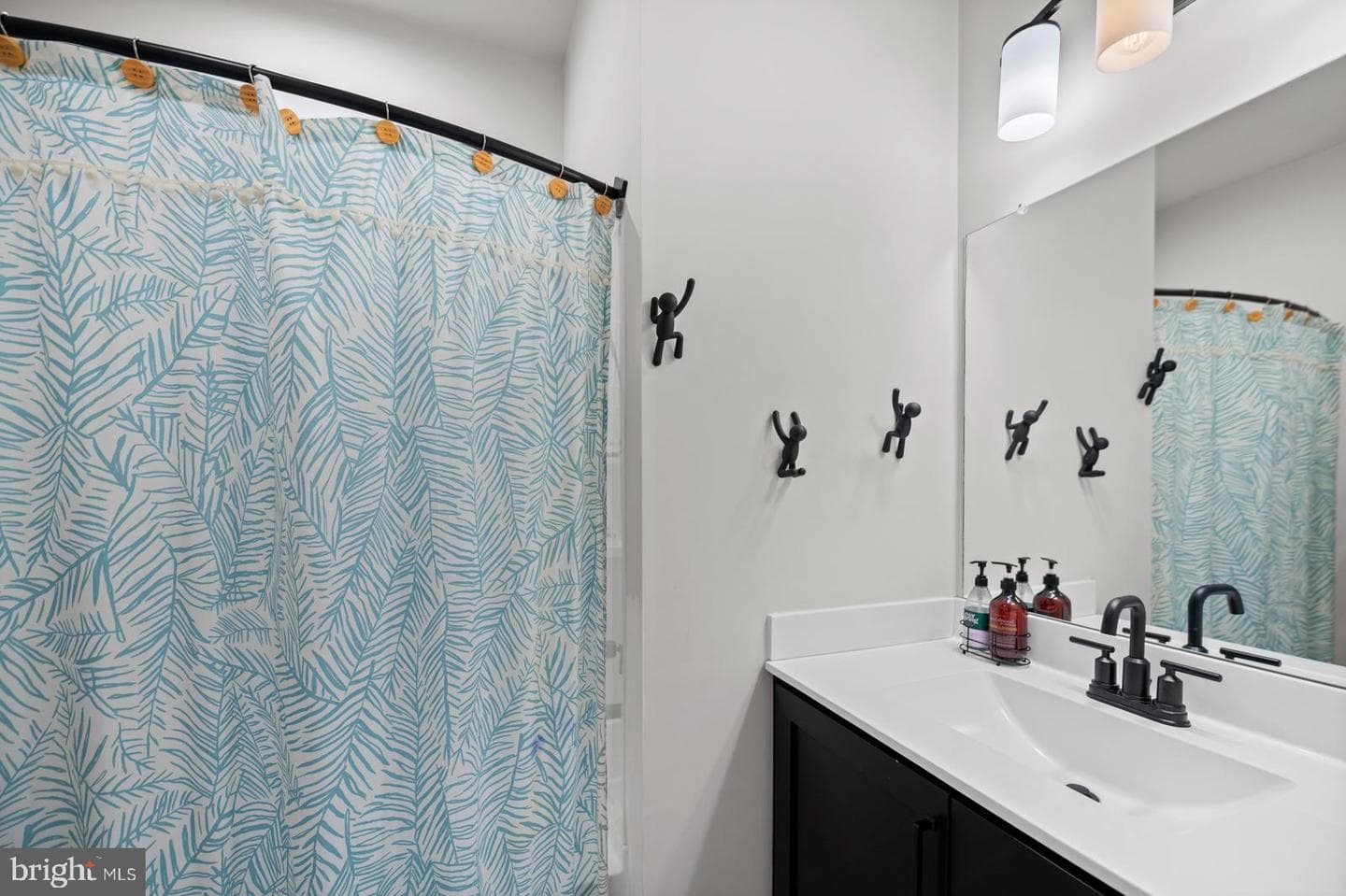 187 Smithworks Boulevard photo 37