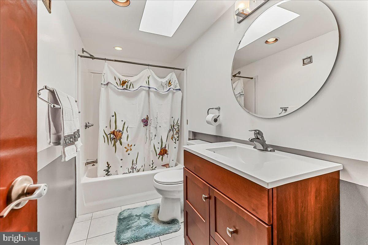 15 Wood Valley Lane photo 12