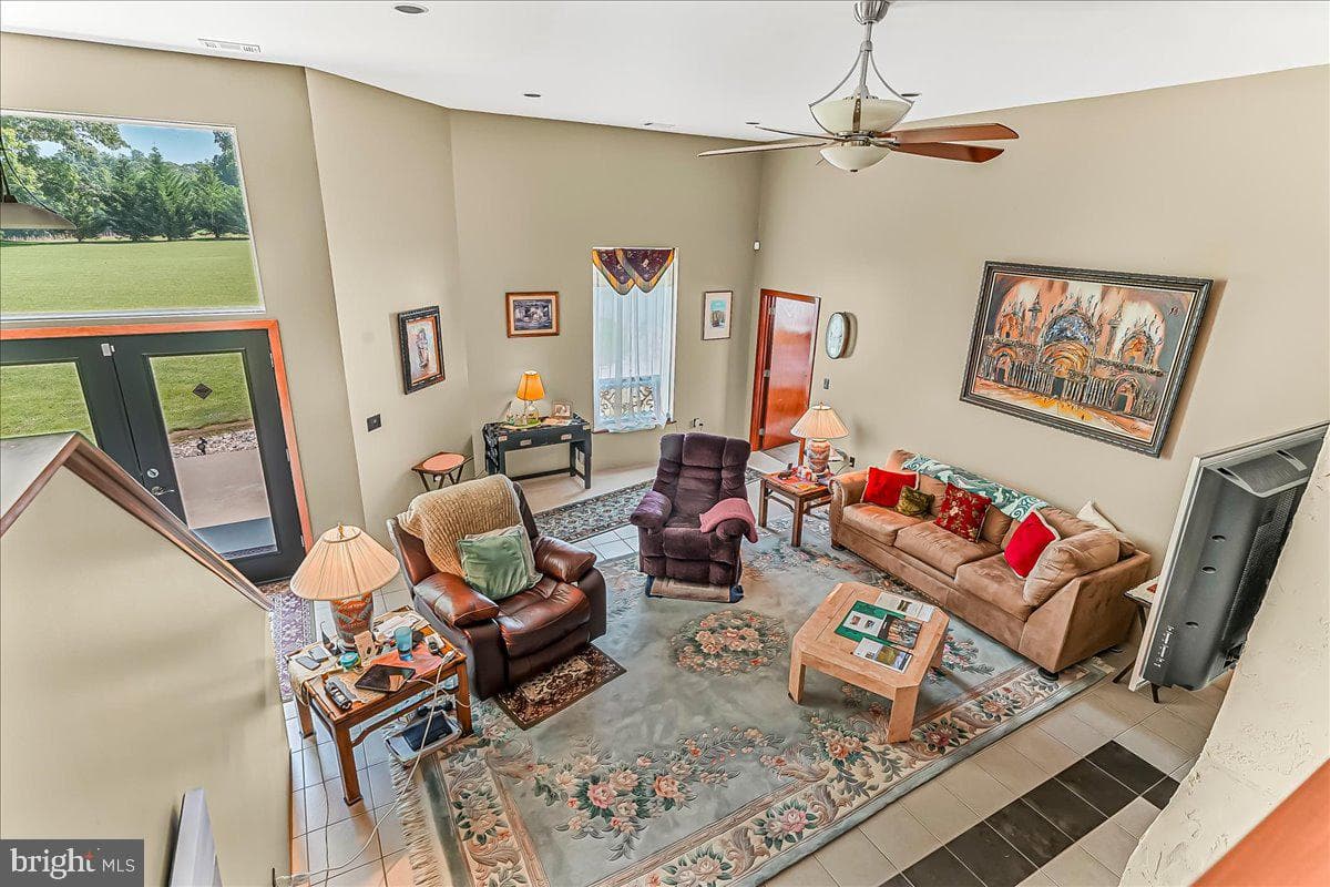 15 Wood Valley Lane photo 16