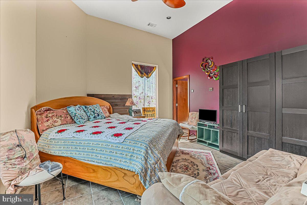 15 Wood Valley Lane photo 19