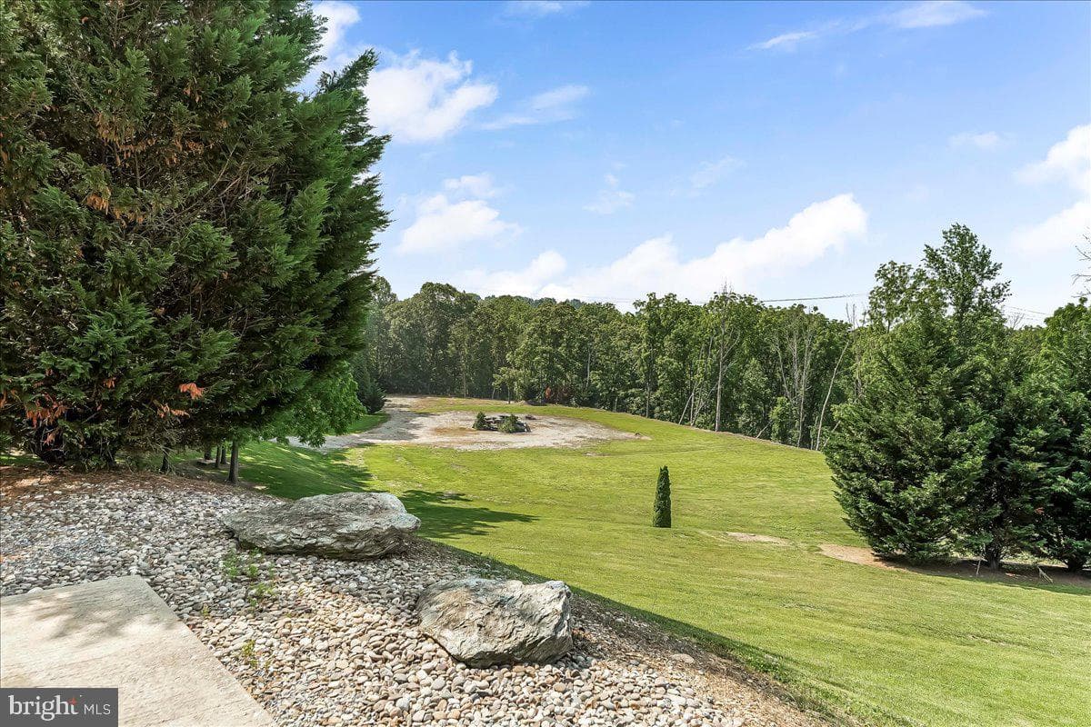 15 Wood Valley Lane photo 57