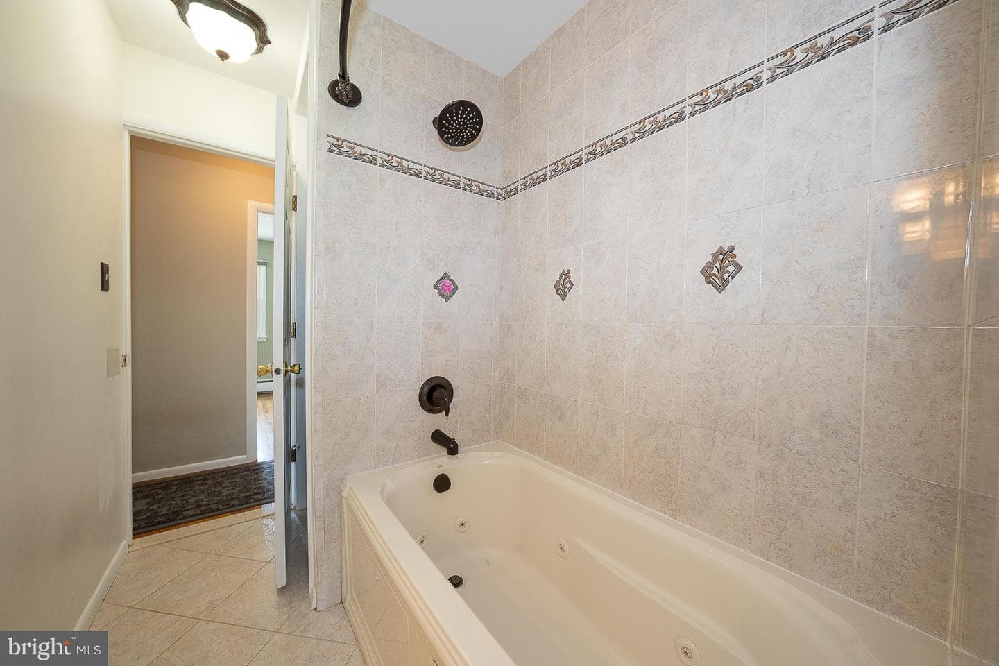 13 Bryan Avenue photo 31