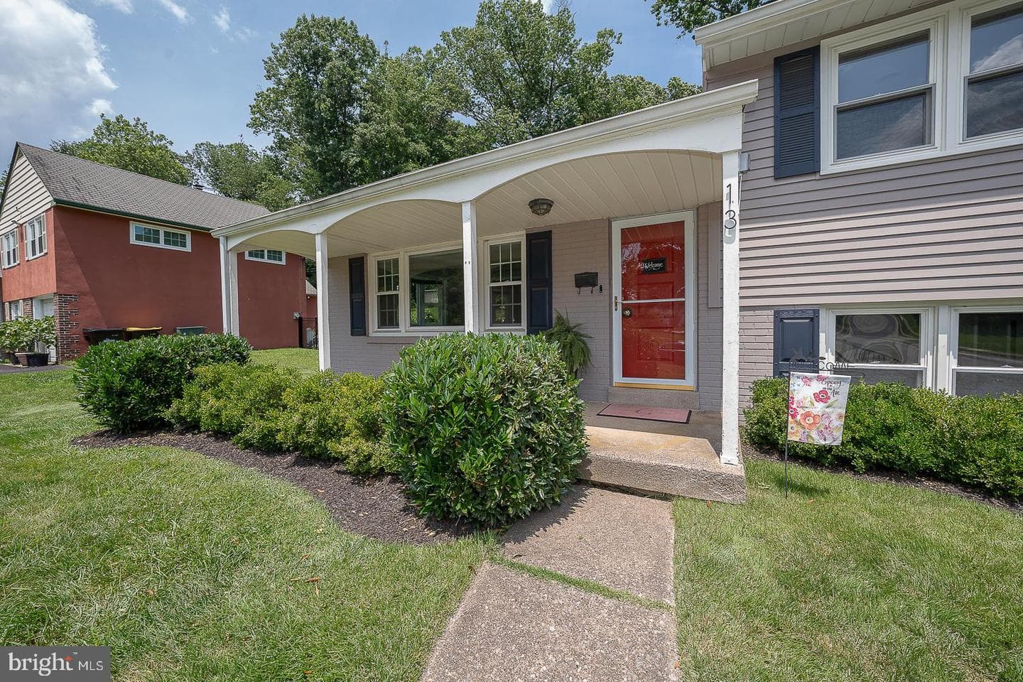 13 Bryan Avenue photo 6