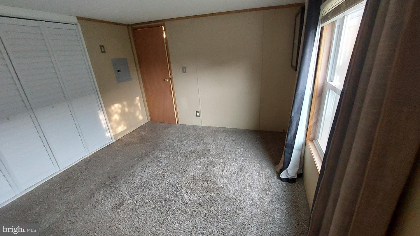 836 Buttonwood Avenue photo 15