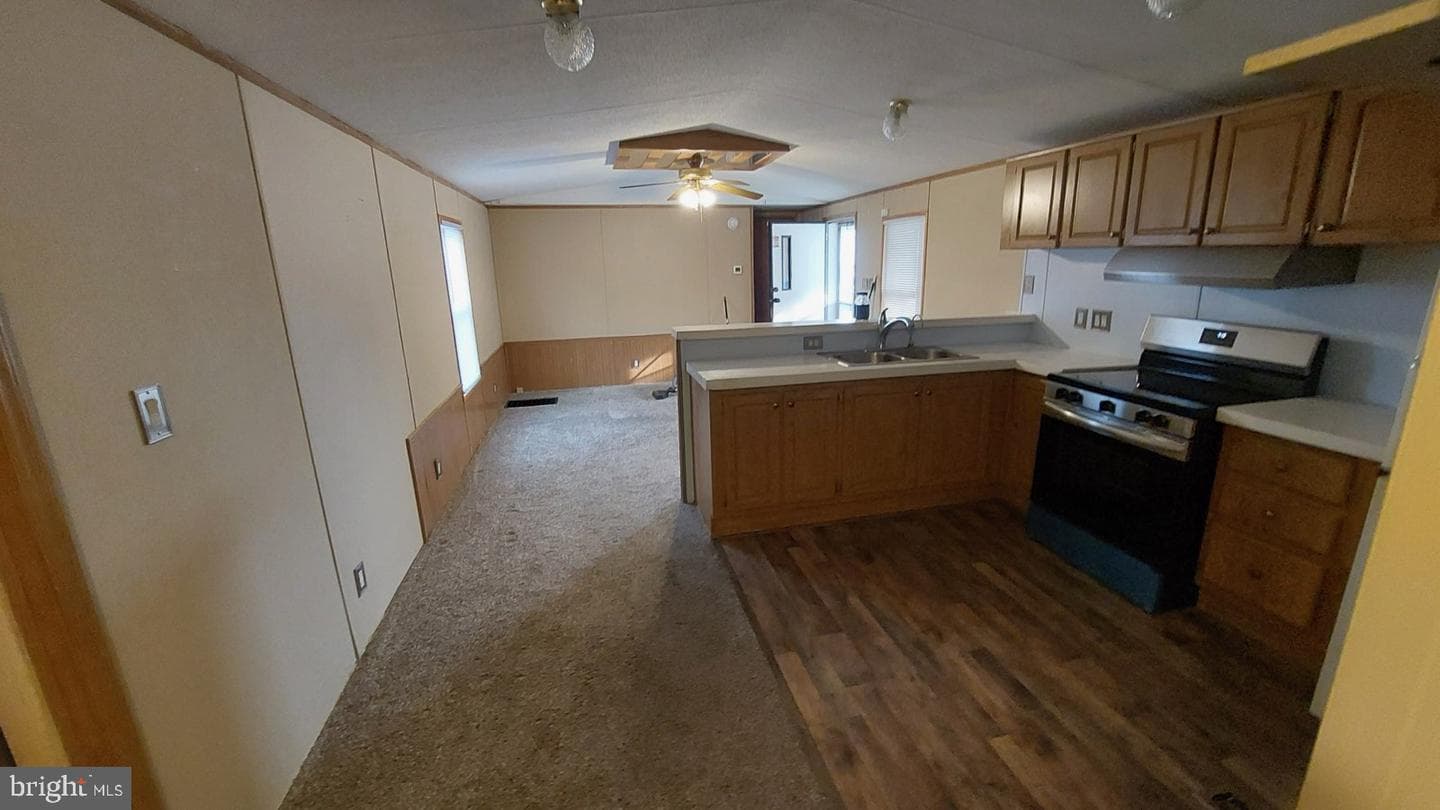 836 Buttonwood Avenue photo 8