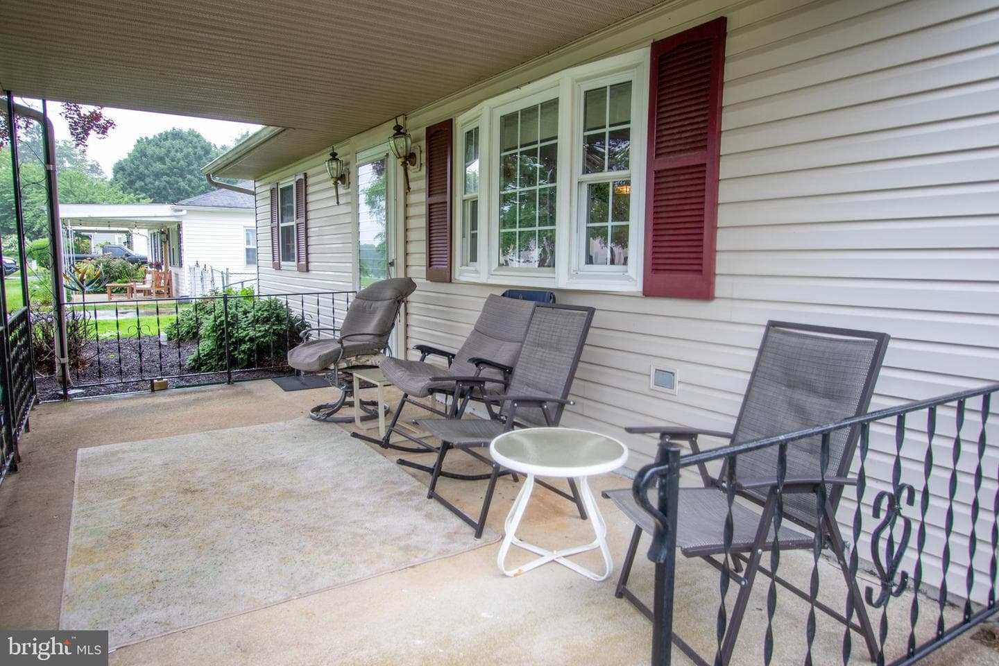 1327 Park Avenue photo 2