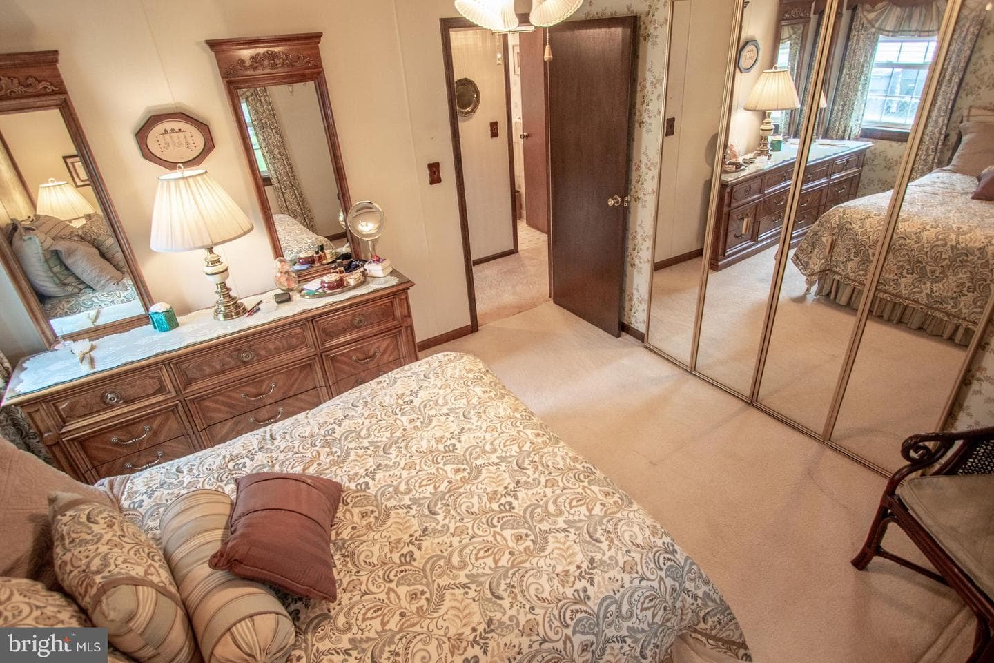 1327 Park Avenue photo 31